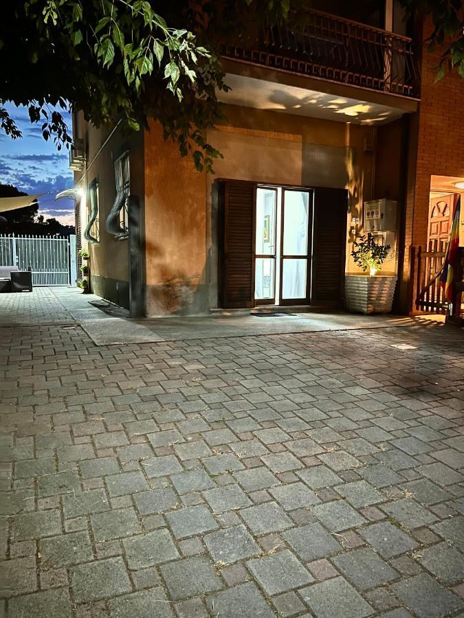 Monolocali B&B Santa Maria Apparente Чивітанова-Марке Екстер'єр фото