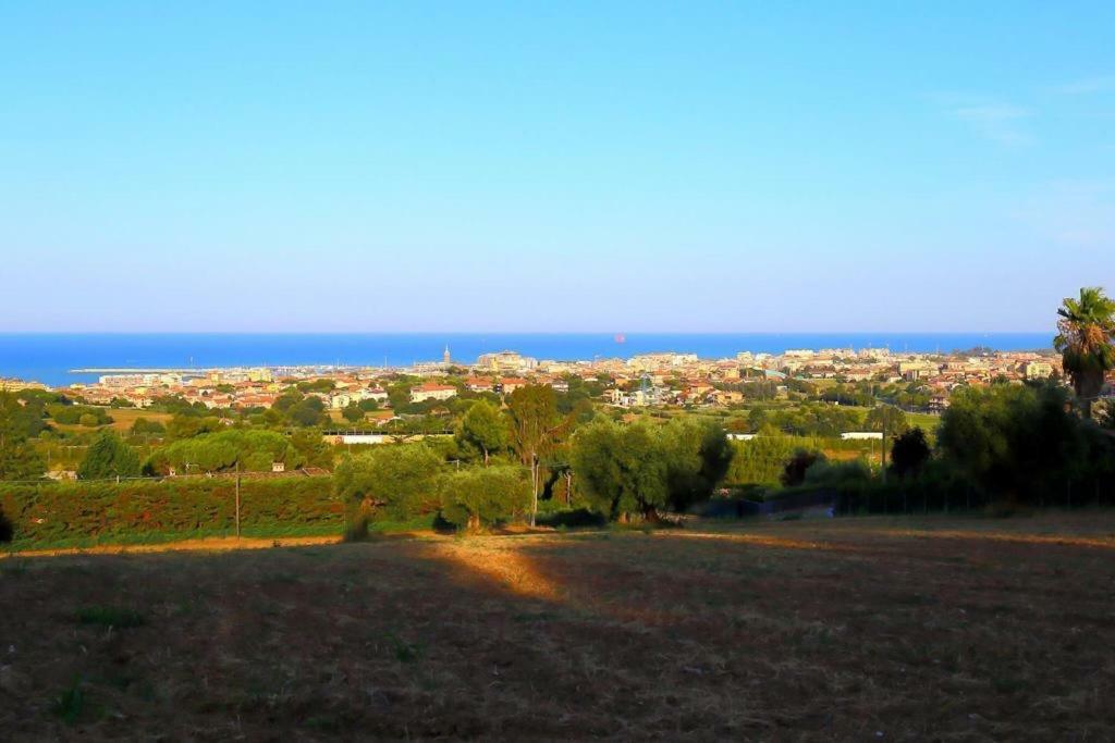 Monolocali B&B Santa Maria Apparente Чивітанова-Марке Екстер'єр фото